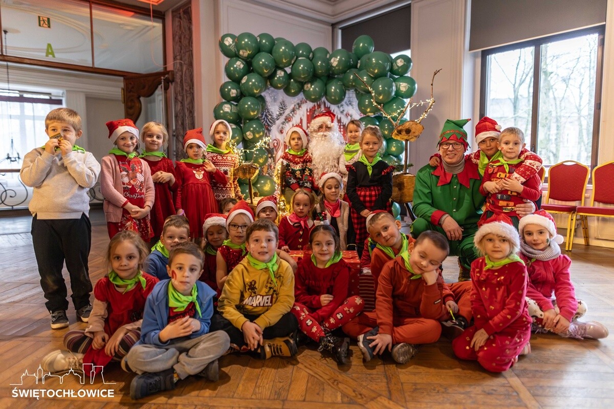 Mikołajkowy Bal Przedszkolaków / fot. FB Daniel Beger
