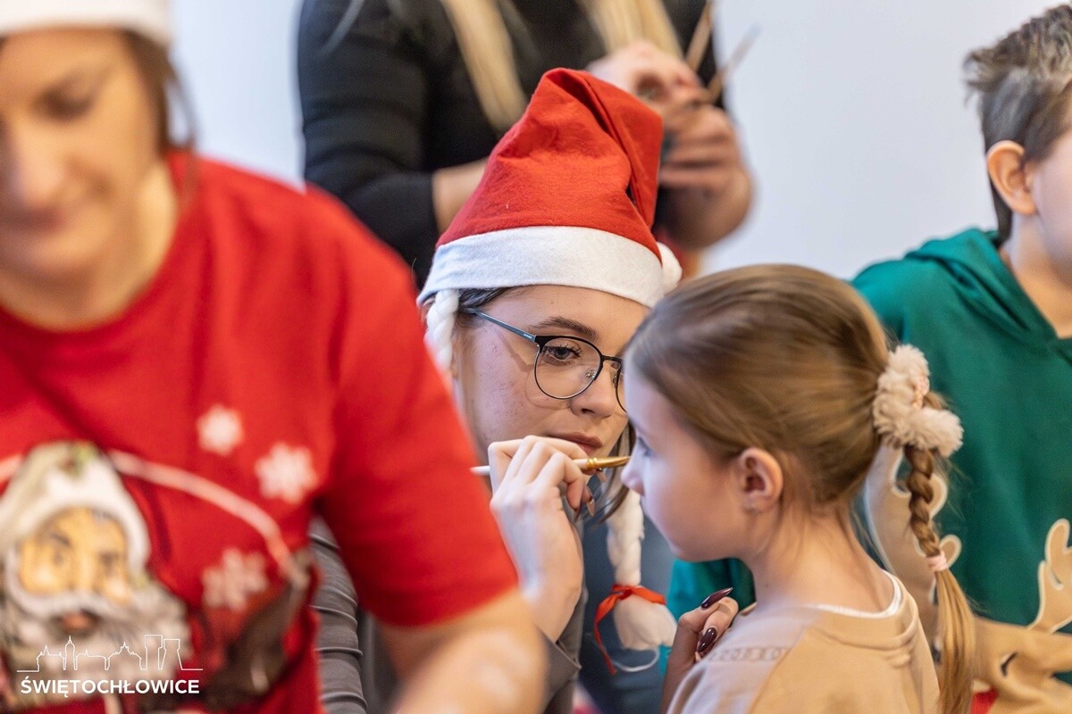 Mikołajkowy Bal Przedszkolaków / fot. FB Daniel Beger