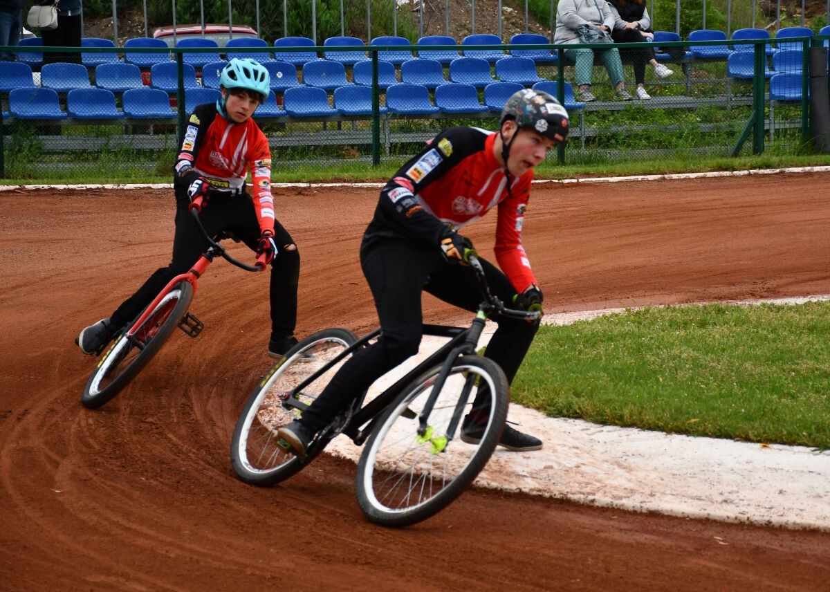 W niedzielne popołudnie, 8 czerwca na miejskim torze odbył się pojedynek pomiędzy Gentlemen Śląskiem Świętochłowice a Aseko Orłem Gniezno. / fot. Dominik Chrobaczek