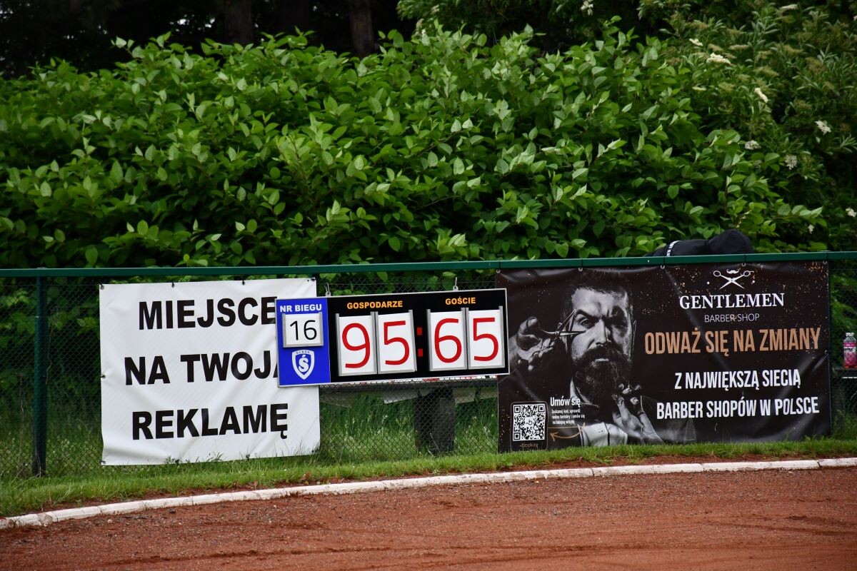 W niedzielne popołudnie, 8 czerwca na miejskim torze odbył się pojedynek pomiędzy Gentlemen Śląskiem Świętochłowice a Aseko Orłem Gniezno. / fot. Dominik Chrobaczek
