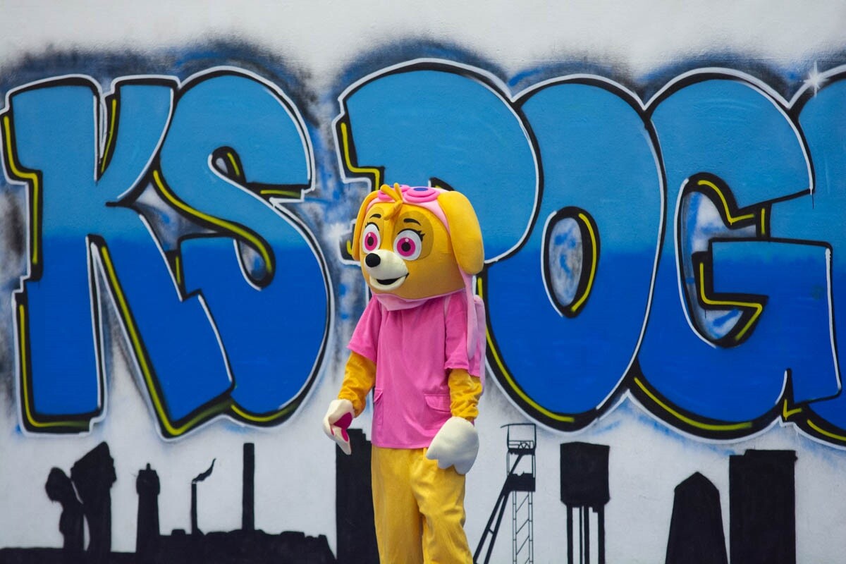 Mecz siatkówki pomiędzy sztabami WOŚP. / fot. Marek Faber