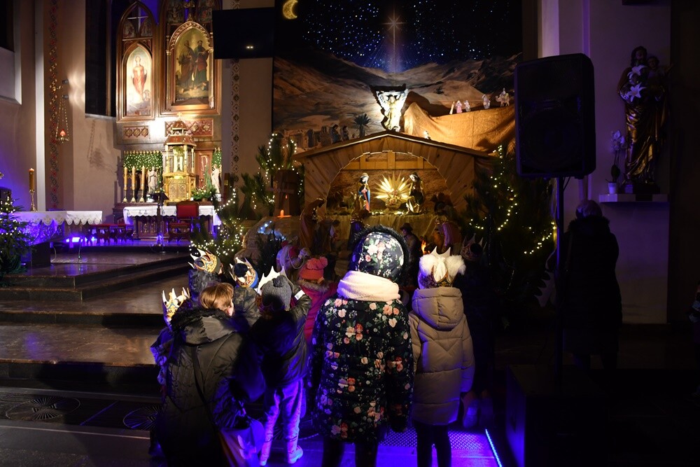 Dziś Święto Objawienia Pańskiego potocznie zwane świętem Trzech Króli. Z tej okazji ulicami Świętochłowic przemaszerował barwny orszak.

fot. Jacek Knapik