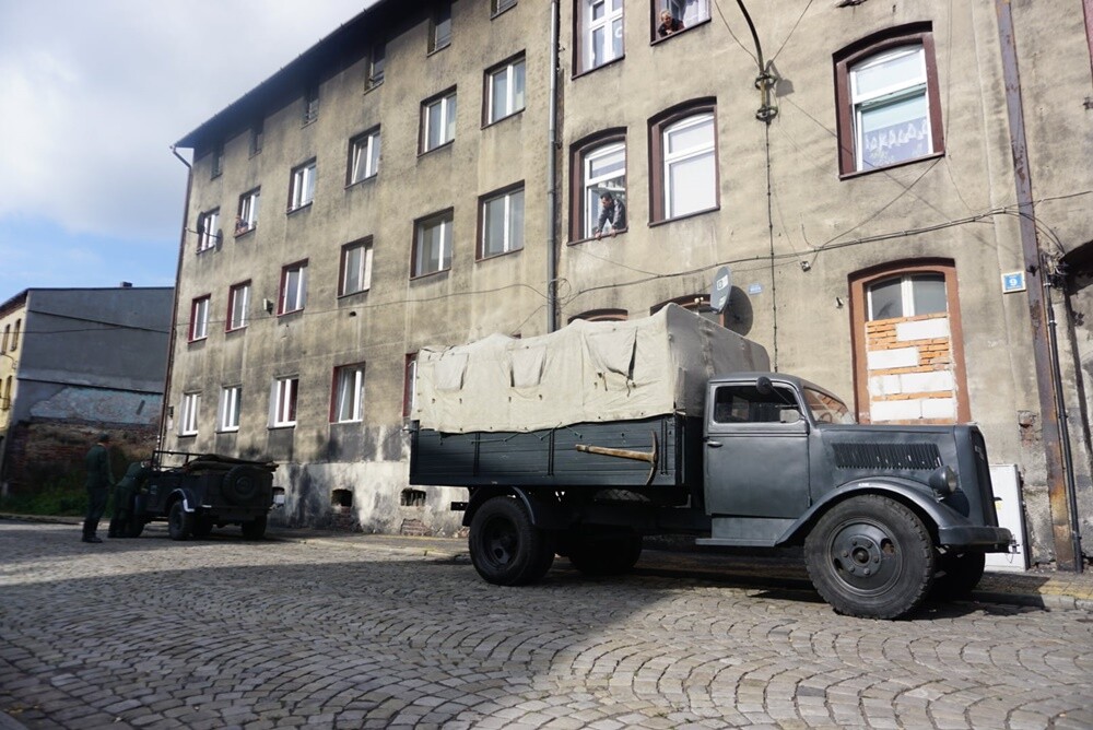 Lipiny po raz kolejny zamieniły się w plan filmowy. Tym razem stały się scenerią zdjęć do filmu "Śmierć Zygielbojma”"w reżyserii Ryszarda Brylskiego.