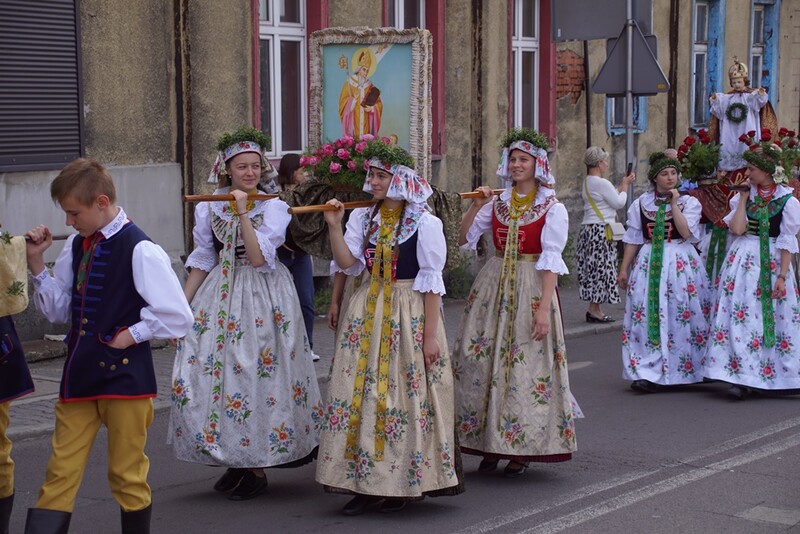 Świętochłowice: Tradycyjna procesja Bożego Ciała przeszła ulicami Lipin [ZDJĘCIA]